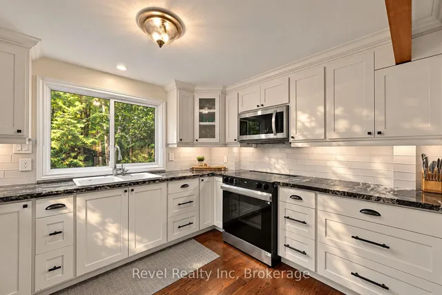 33 Greenwood Dr, Tiny 5