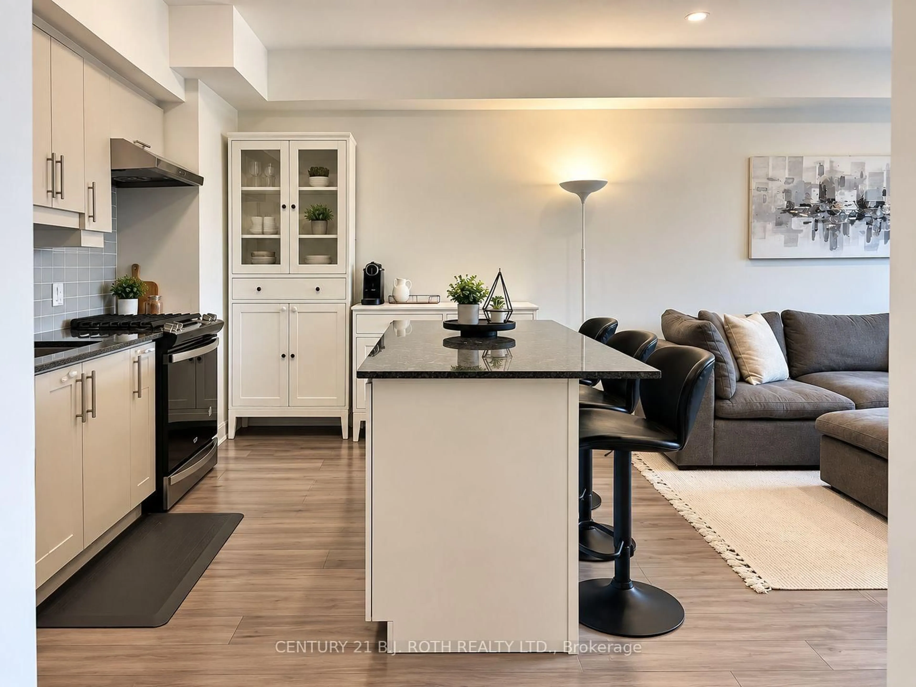 trreb/IMG-S13827900_d026dbab4902229d1015f089a6cfca69f0aa83b494a29542aba3ea65eafc50ab.jpg