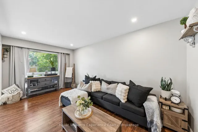 2 Bernick Dr #23, Barrie 3