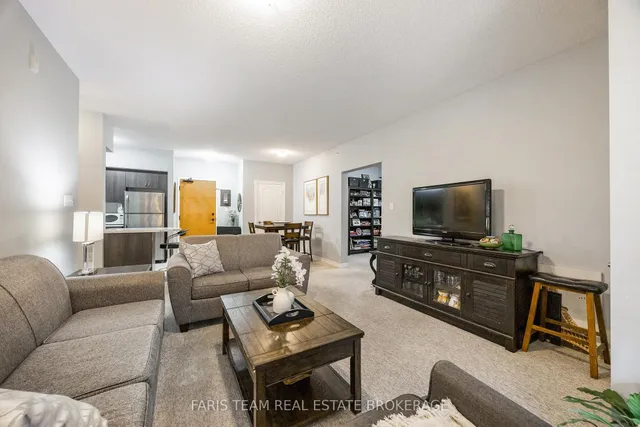 100 Dean Ave #207, Barrie 5