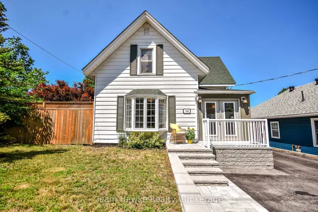 346 Yonge St, Midland 3