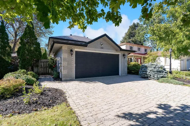 142 Nelson St, Barrie 3