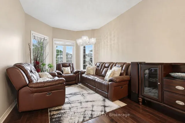 264 Country Lane, Barrie 3