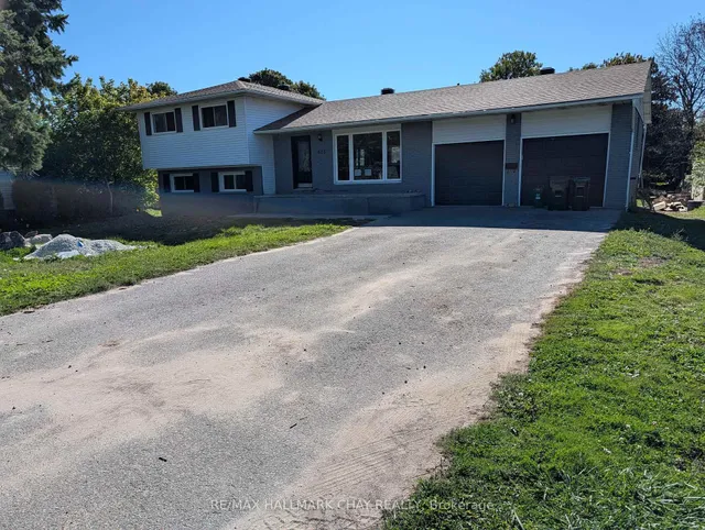 605 Big Bay Point Rd, Barrie 2