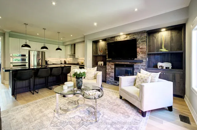 17 Collship Lane, Collingwood 3