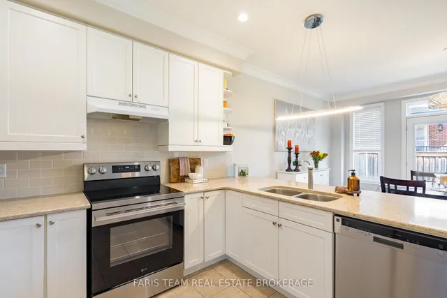 144 Jewel House Lane, Barrie 4