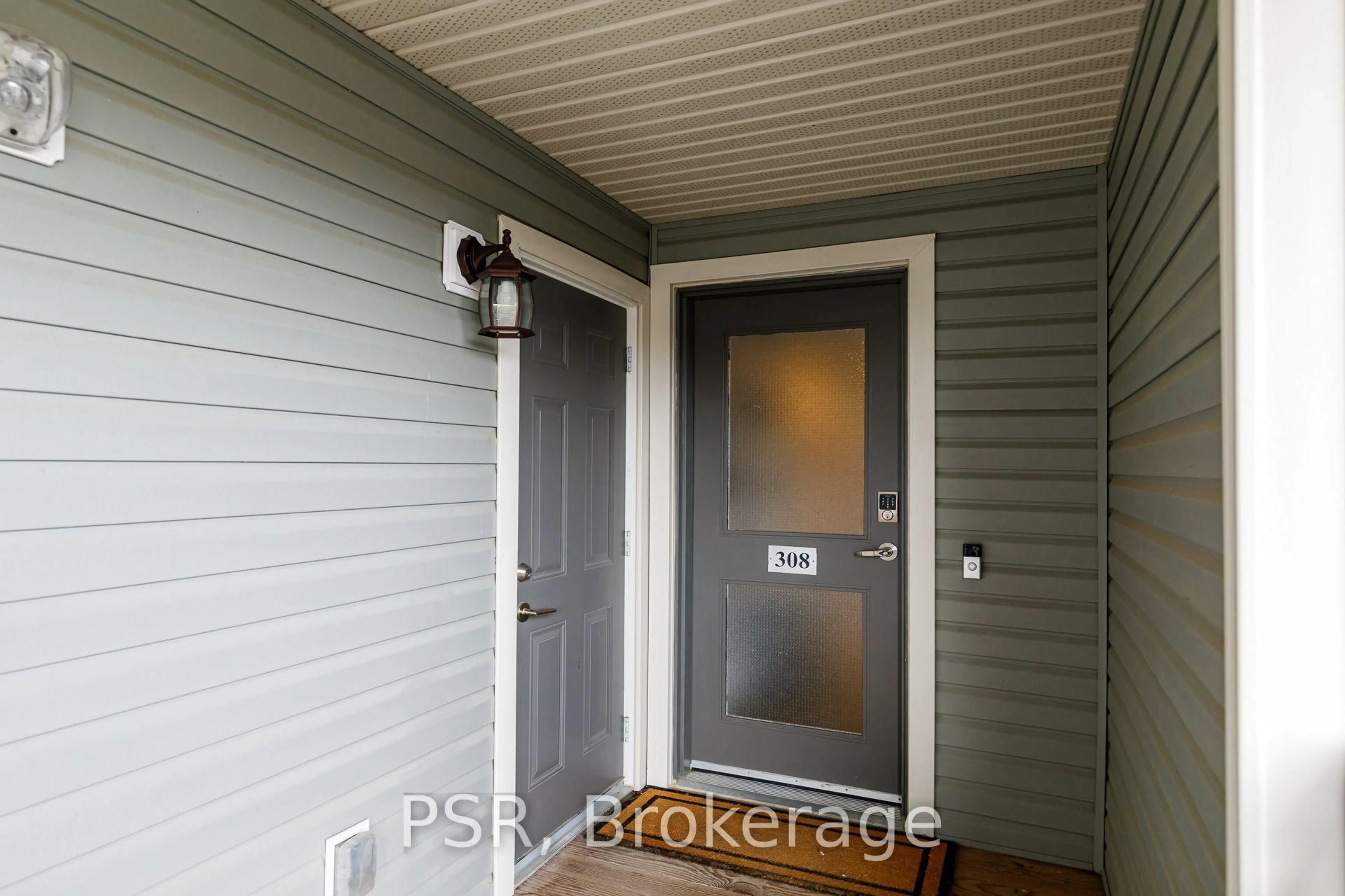 trreb/IMG-S13831852_c33552df-8e1a-456a-9b71-627d0dcca177-l.jpg