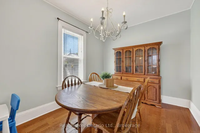 438 RUSSELL St, Midland 2