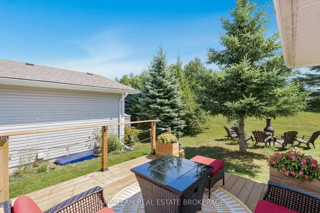 61 Pennsylvania Ave, Wasaga Beach 5