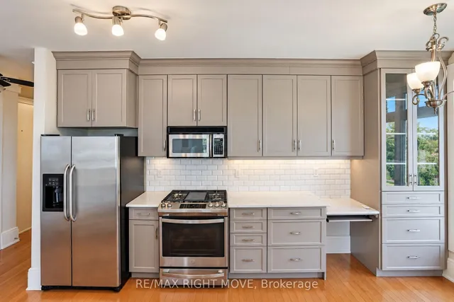 140 Cedar Island Rd #301, Orillia 5