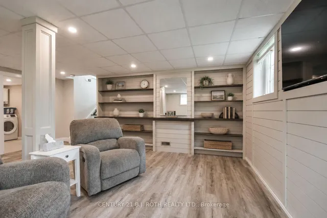 70 12 Line, Oro-Medonte 4