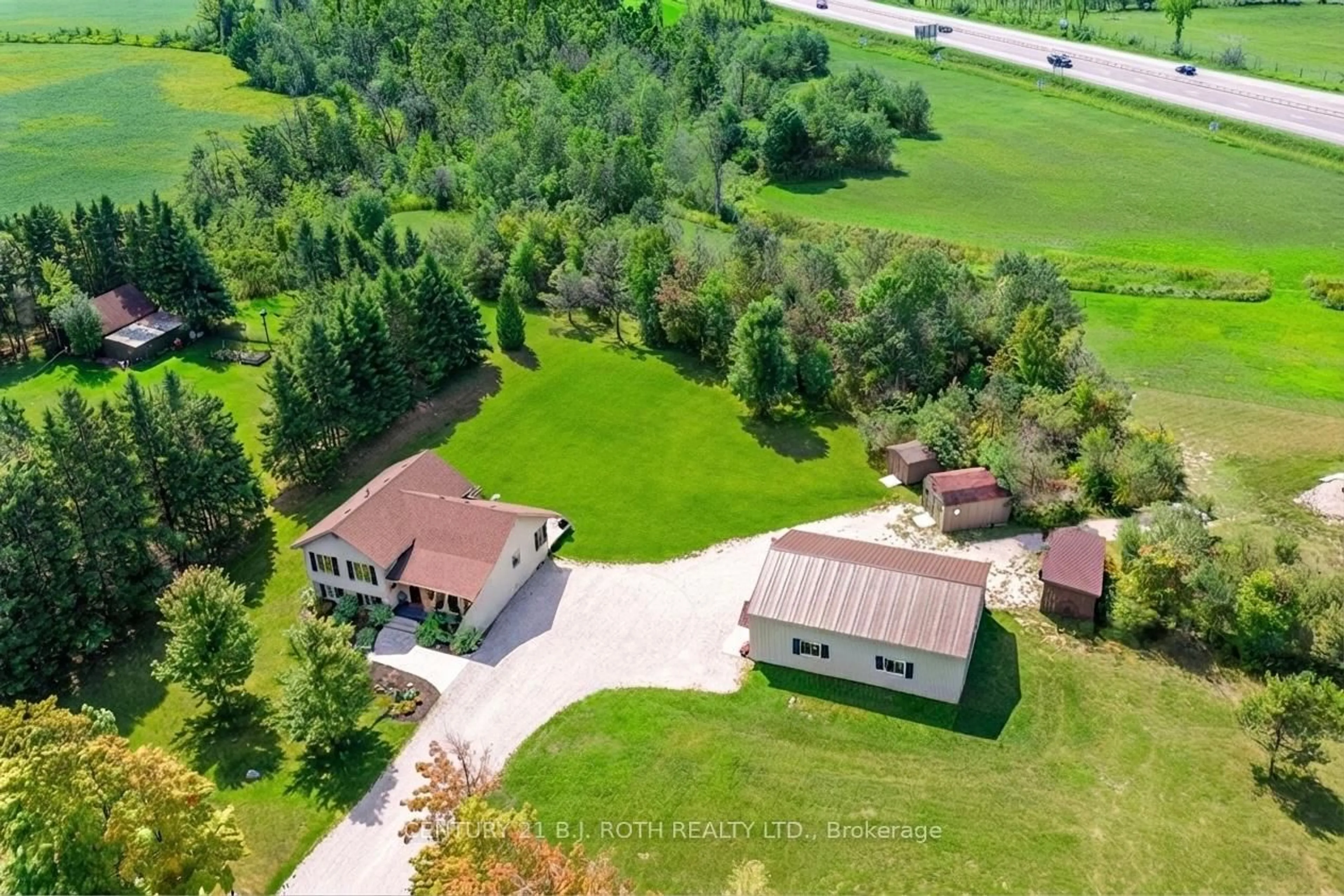 trreb/IMG-S13834644_c7e8a2f2-32e7-4875-bc13-bf6b79a953a6-l.jpg