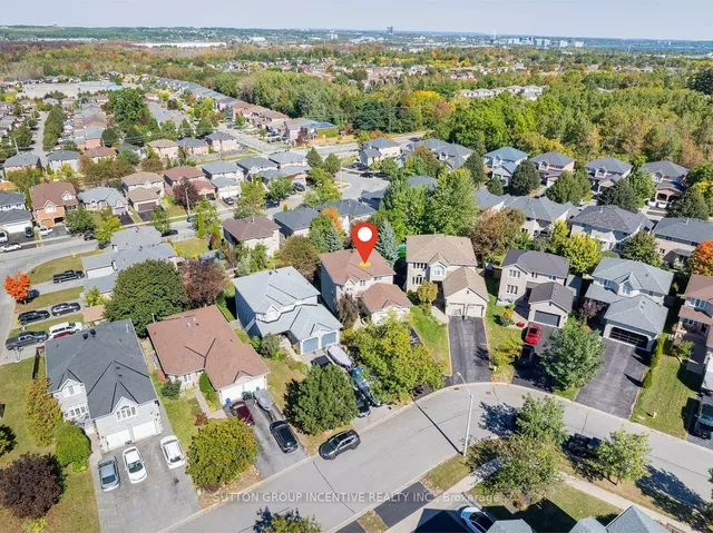 46 Bell St, Barrie 4