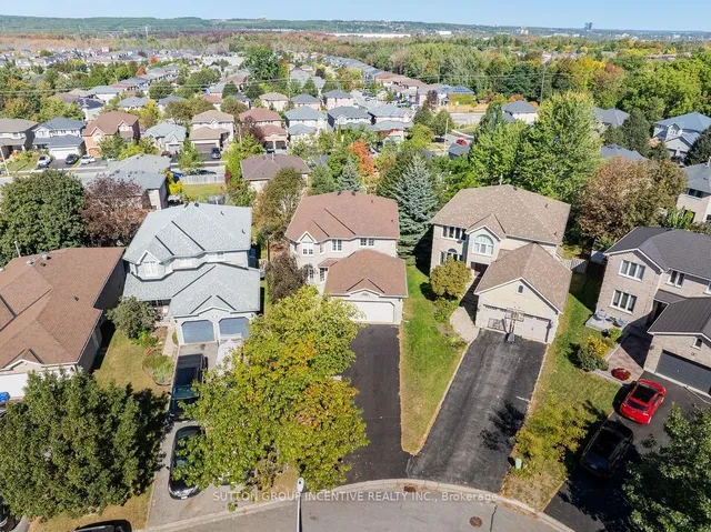 46 Bell St, Barrie 5