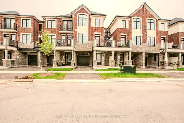 92 Ennerdale St, Barrie 2
