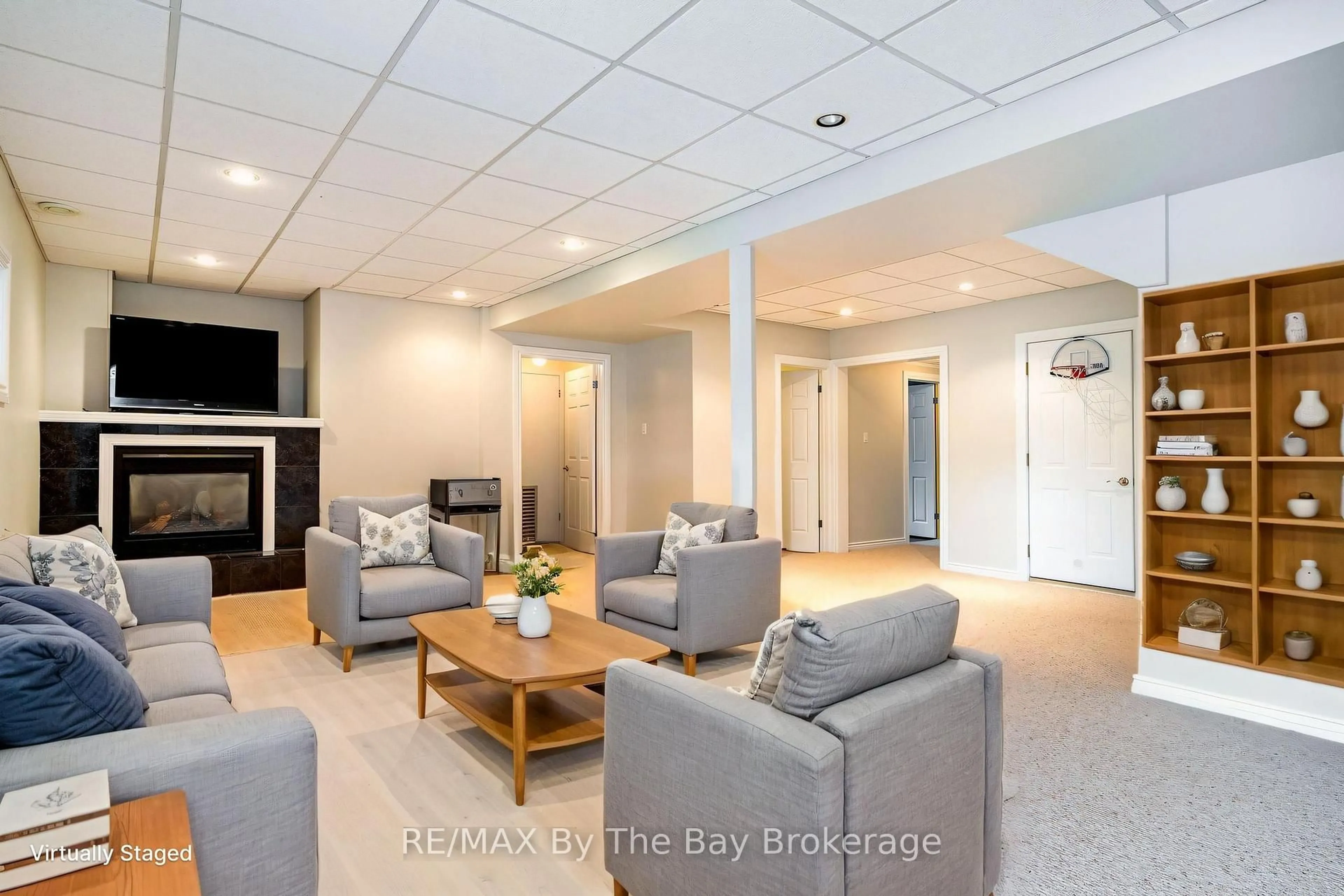 trreb/IMG-S13838270_0b034ba6-0d54-40f2-a2e5-efb9214ddbe1-l.jpg