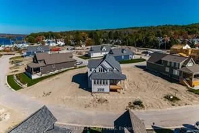10 Magazine St, Penetanguishene 4