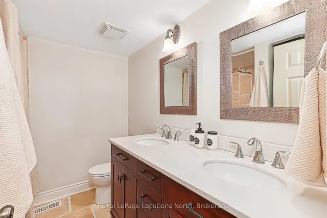 820 Suncrest Circ #1, Collingwood 5