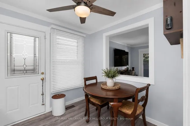74 Knicely Rd, Barrie 3
