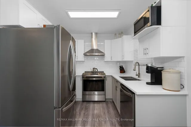 74 Knicely Rd, Barrie 2