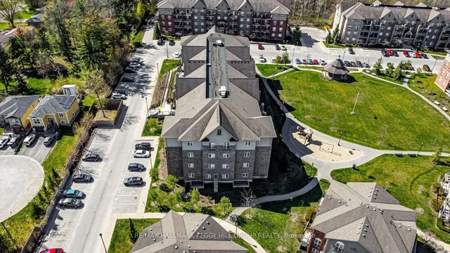 45 Ferndale Dr #305, Barrie 2