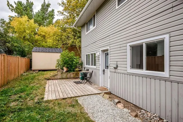217 John St, Clearview 2