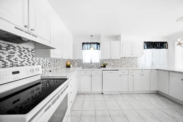 209 Cliff Rd, Barrie 5