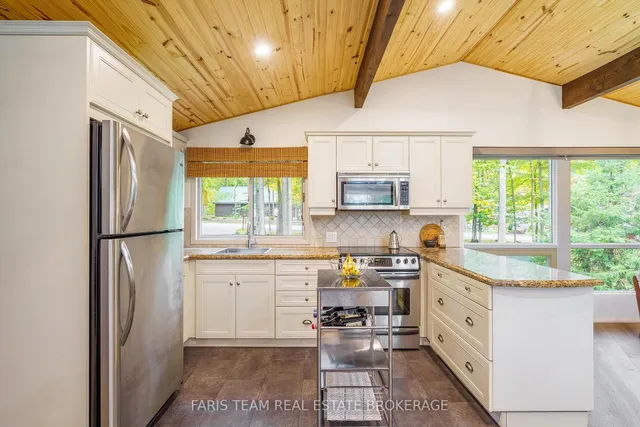 21 Slalom Dr, Oro-Medonte 5