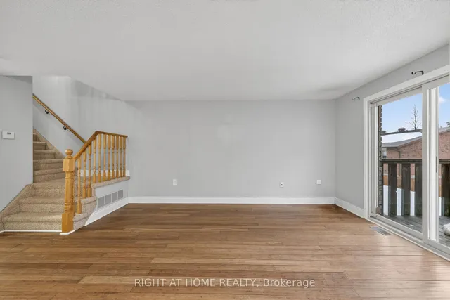 32 Sawmill Rd #10, Barrie 5