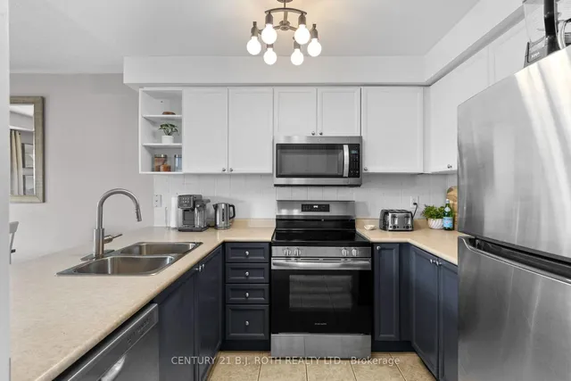22 Ridwell St, Barrie 5