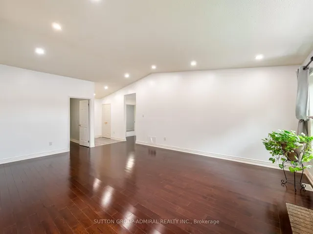 28 Harwood Dr, Barrie 5