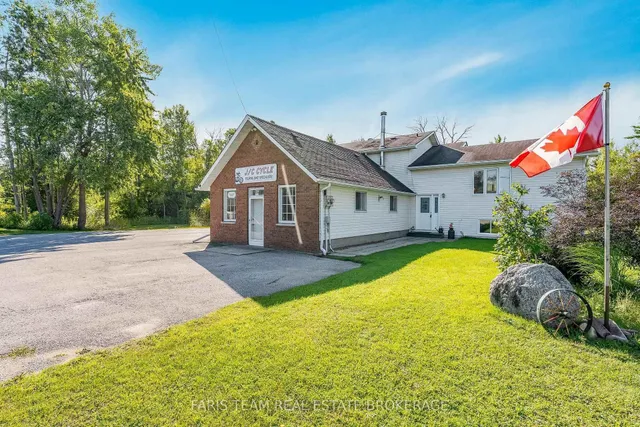8801 Beachwood Road, Wasaga Beach 4