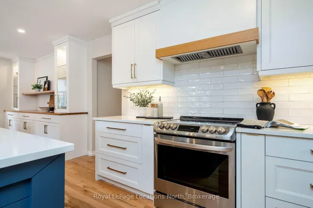 390 Second St, Collingwood 4
