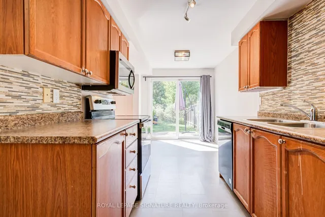 58 Goodwin Dr, Barrie 5