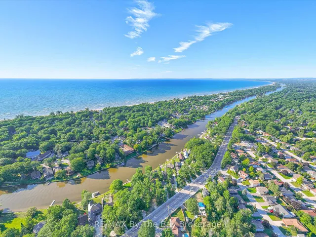 2056 River Rd, Wasaga Beach 2