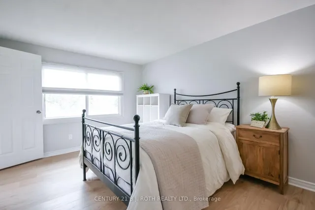77 Pepler Pl, Barrie 3