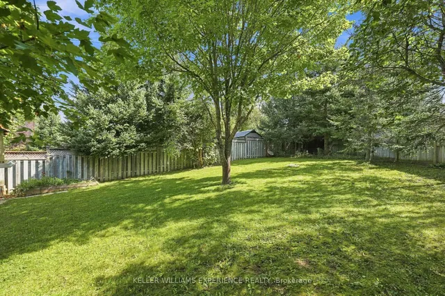 329 Esther Dr, Barrie 5