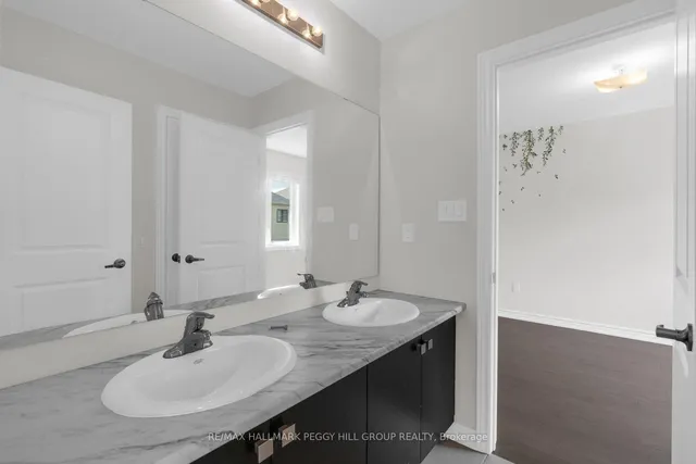 116 Nottingham Rd, Barrie 3