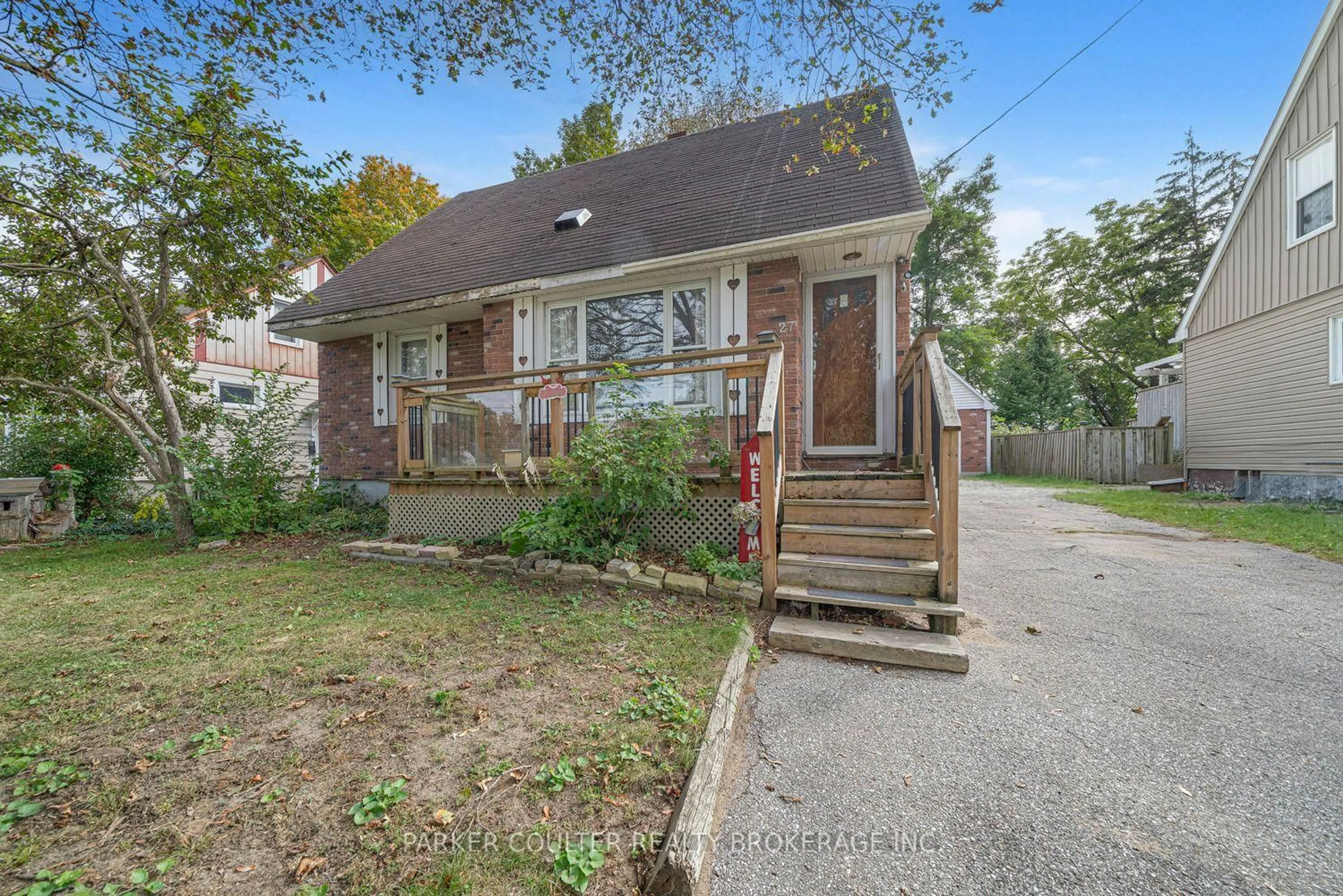 trreb/IMG-S13851904_eedec2f7-dfc0-4087-b22e-f929798fb72f-l.jpg