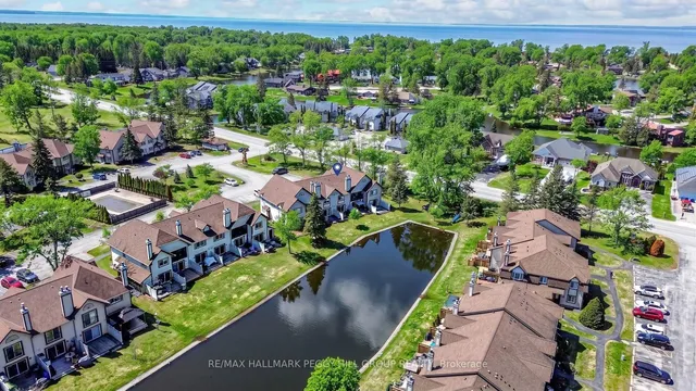 11 Laguna Pkwy #4, Ramara