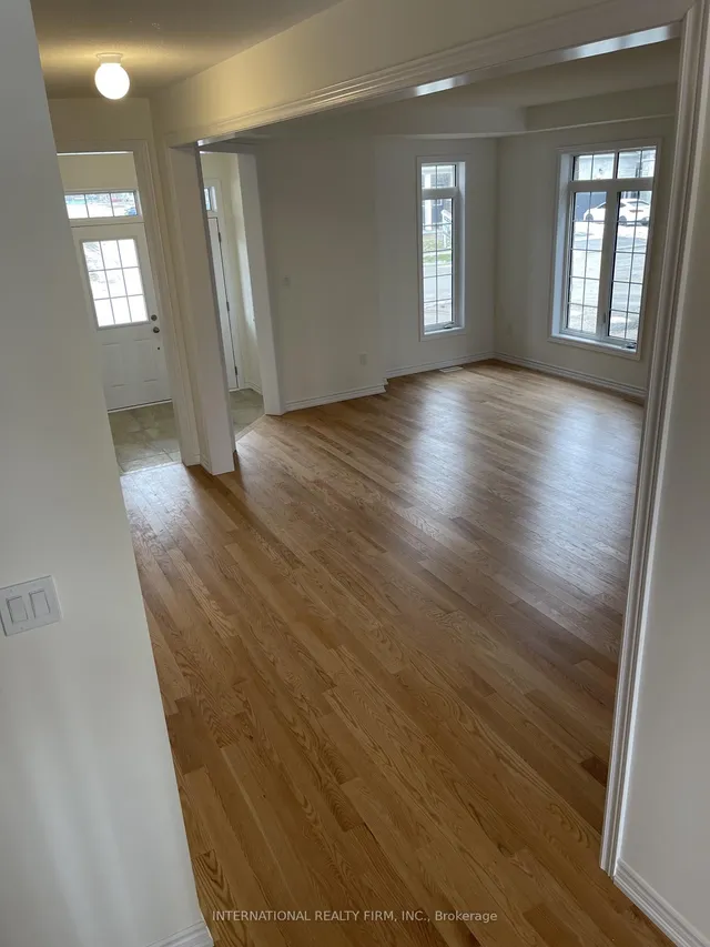 103 Nottingham Rd, Barrie 5