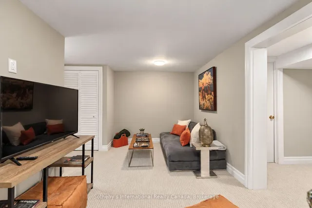 4 KING St, Clearview 4