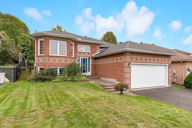 4 Charles St, Penetanguishene 2