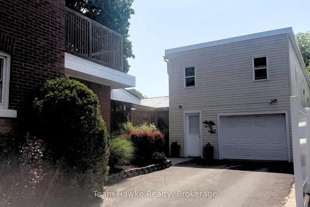 443 Elizabeth St, Midland 4