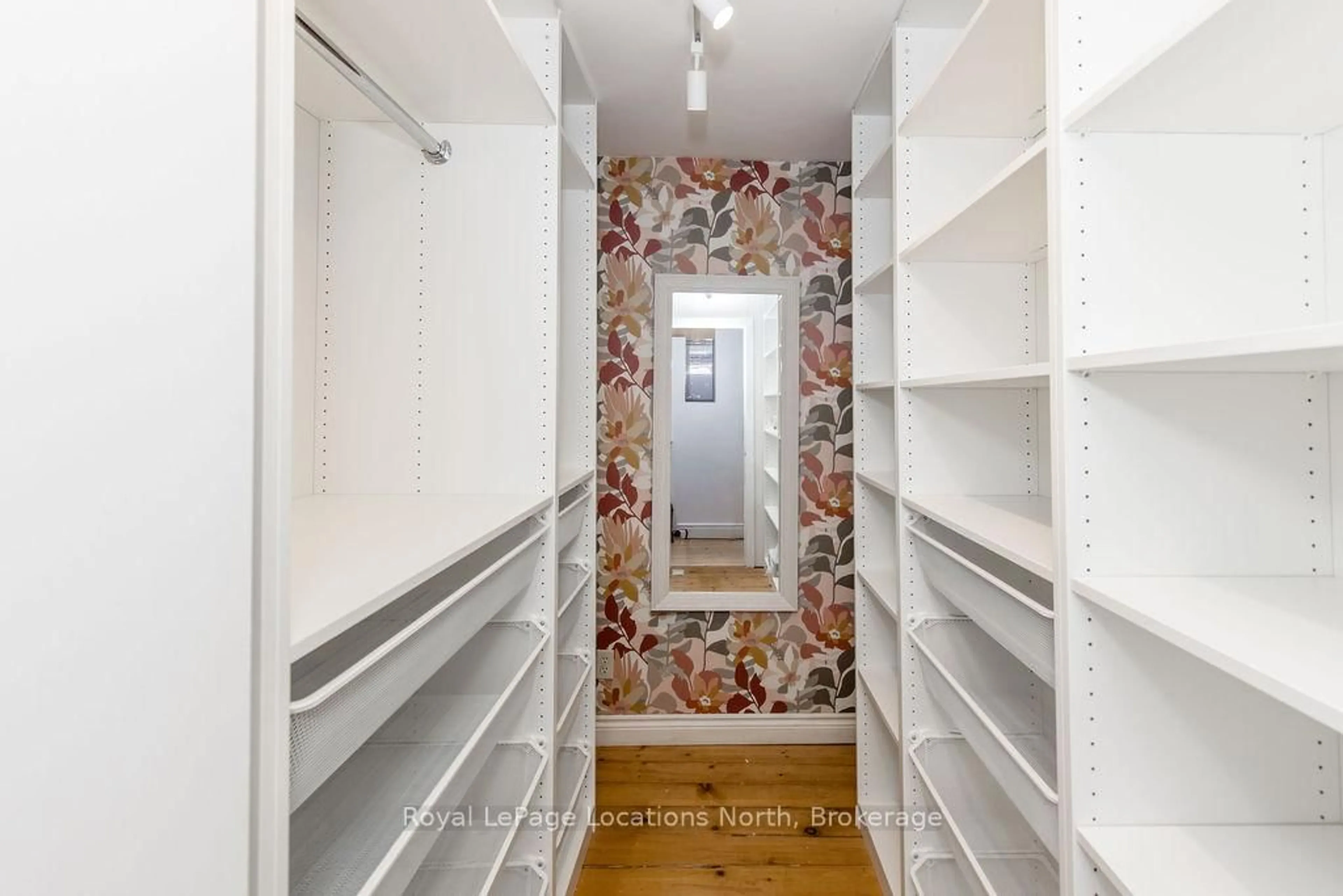 trreb/IMG-S13856248_2b30cf50-a5bc-403e-9676-291a6bbddfb9-l.jpg