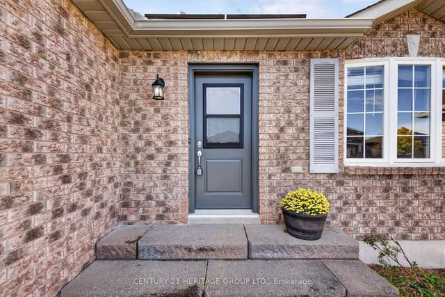 162 Madelaine Dr, Barrie 3