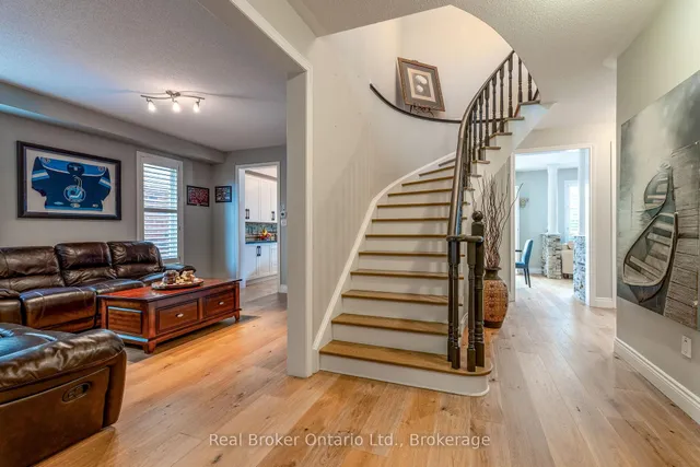 50 The Queensway, Barrie 4