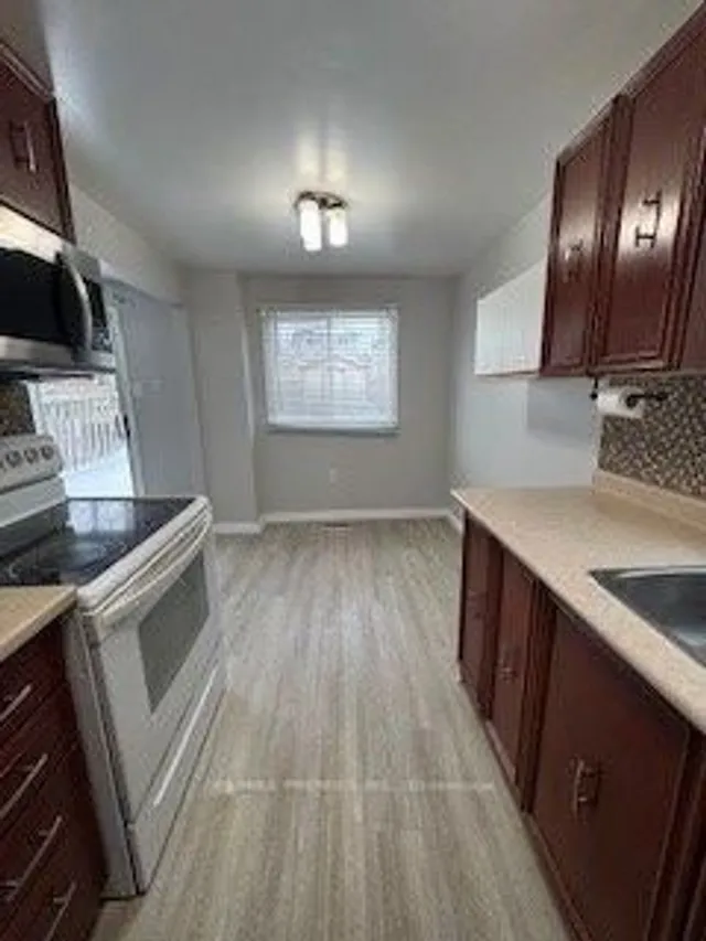 34 Argyle Rd, Barrie 5