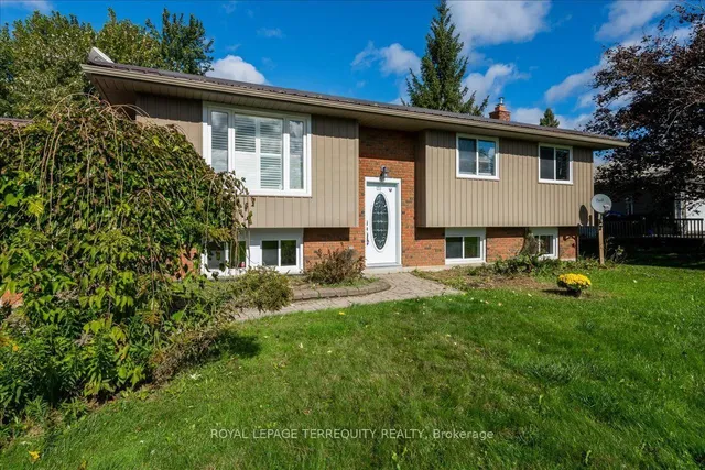 1092 Old Barrie Rd, Oro-Medonte 2