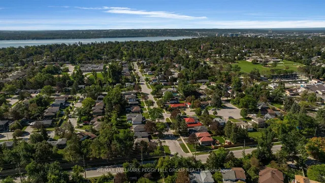 46 College Cres, Barrie 2